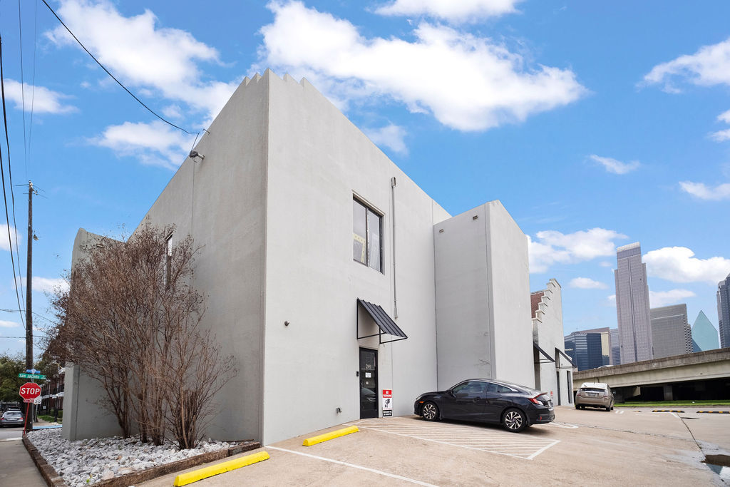 2909 San Jacinto St, Dallas, TX for sale Building Photo- Image 1 of 33