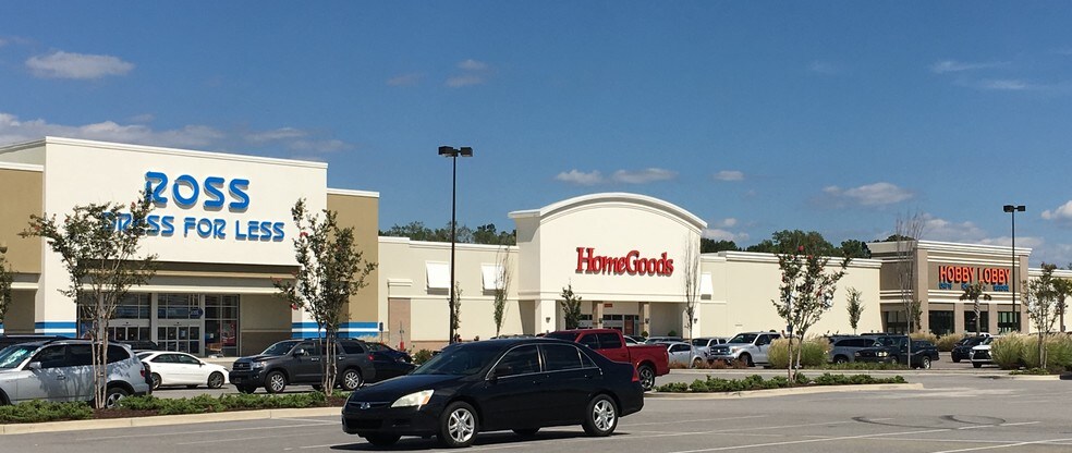 1250 Satchel Paige Dr, Mobile, AL for sale - Building Photo - Image 1 of 1