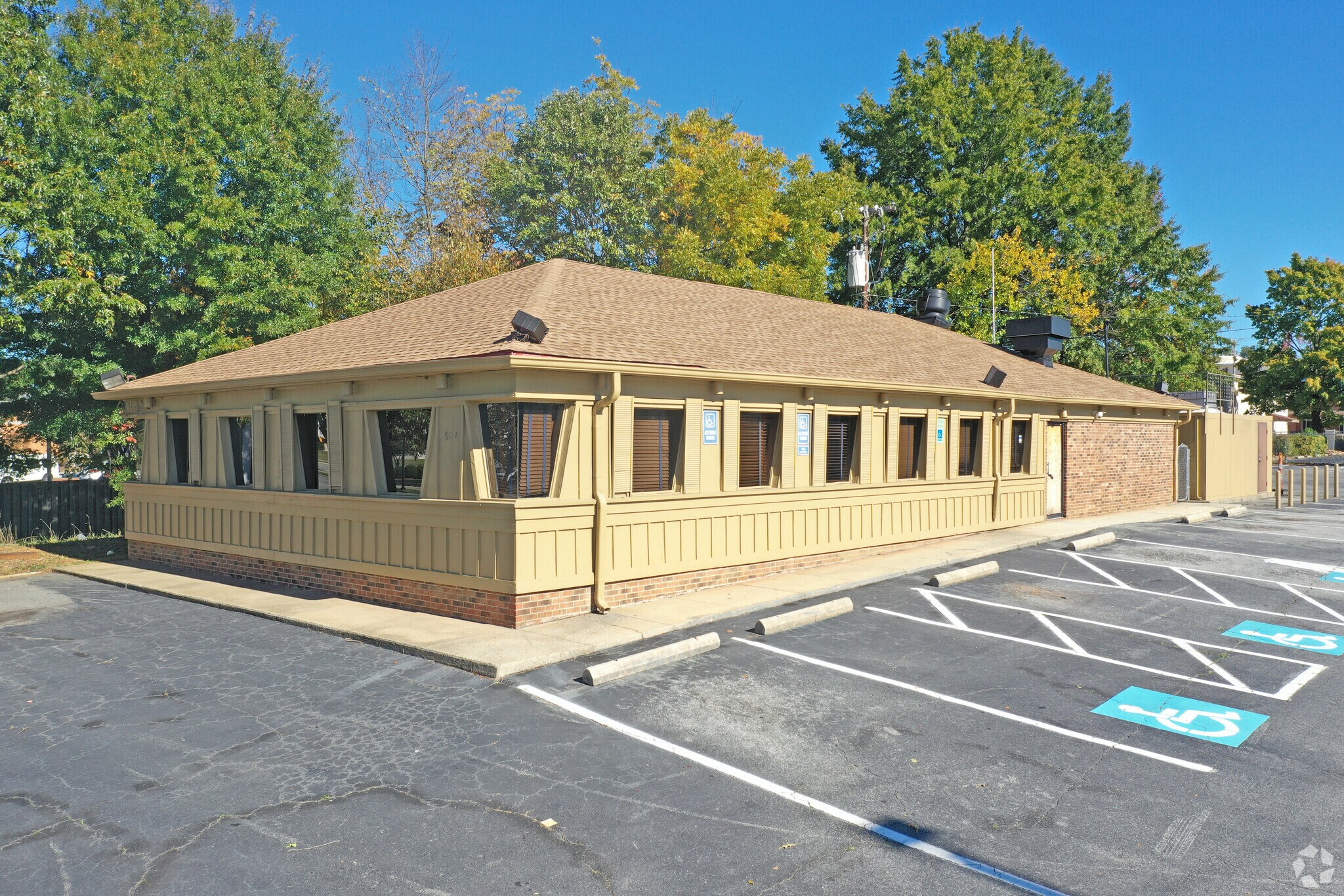 804 N Main St, High Point, NC for sale Building Photo- Image 1 of 1