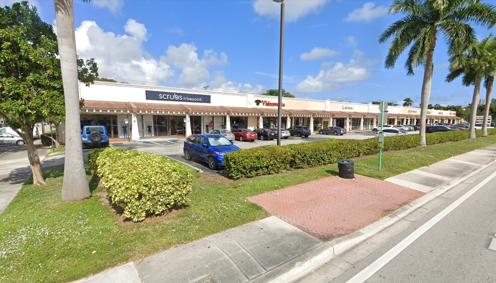 1765-1781 NE 163rd St, North Miami Beach, FL for lease - Building Photo - Image 1 of 11