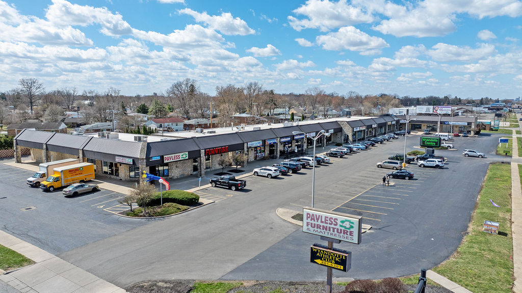 5091-5139 E Main St, Columbus, OH for lease Building Photo- Image 1 of 14