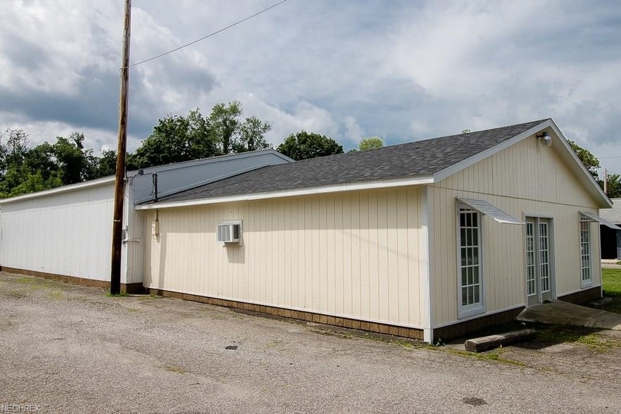 2580 Narrows Rd, Painesville, OH 44077