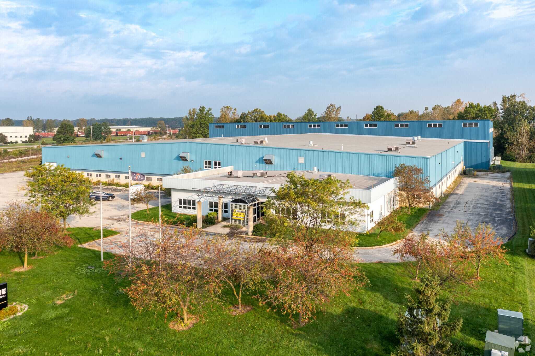 100 Reed Dr, Temperance, MI for sale Building Photo- Image 1 of 1