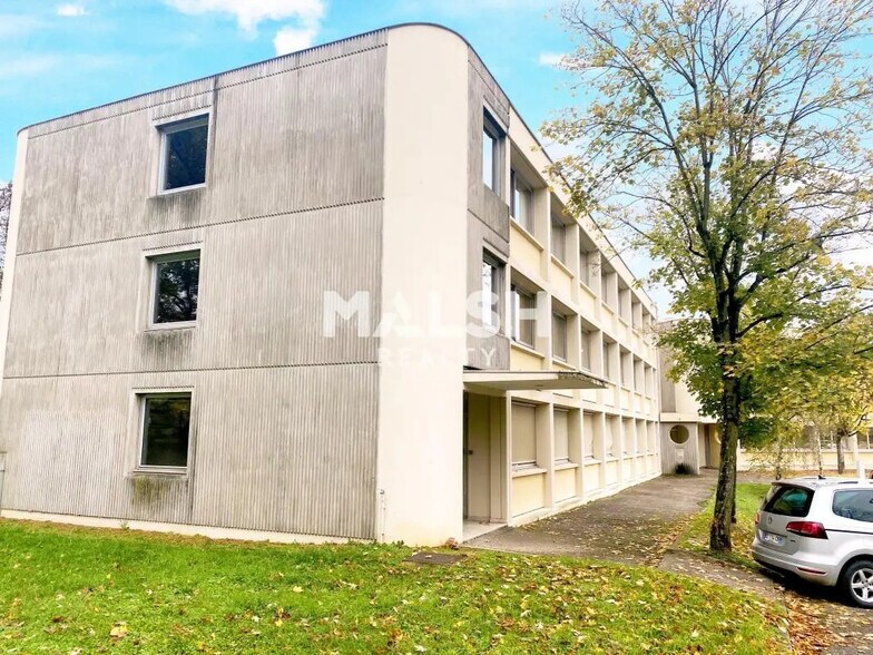 Office in Dardilly for lease - Building Photo - Image 1 of 7