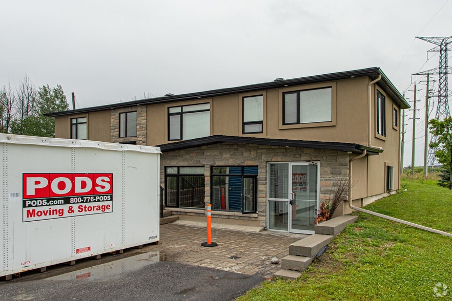 2179 Mer Bleue Rd, Ottawa, ON for sale - Primary Photo - Image 1 of 1