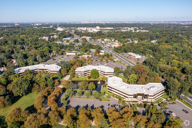 More details for 200 Lake Dr E, Cherry Hill, NJ - Office for Lease