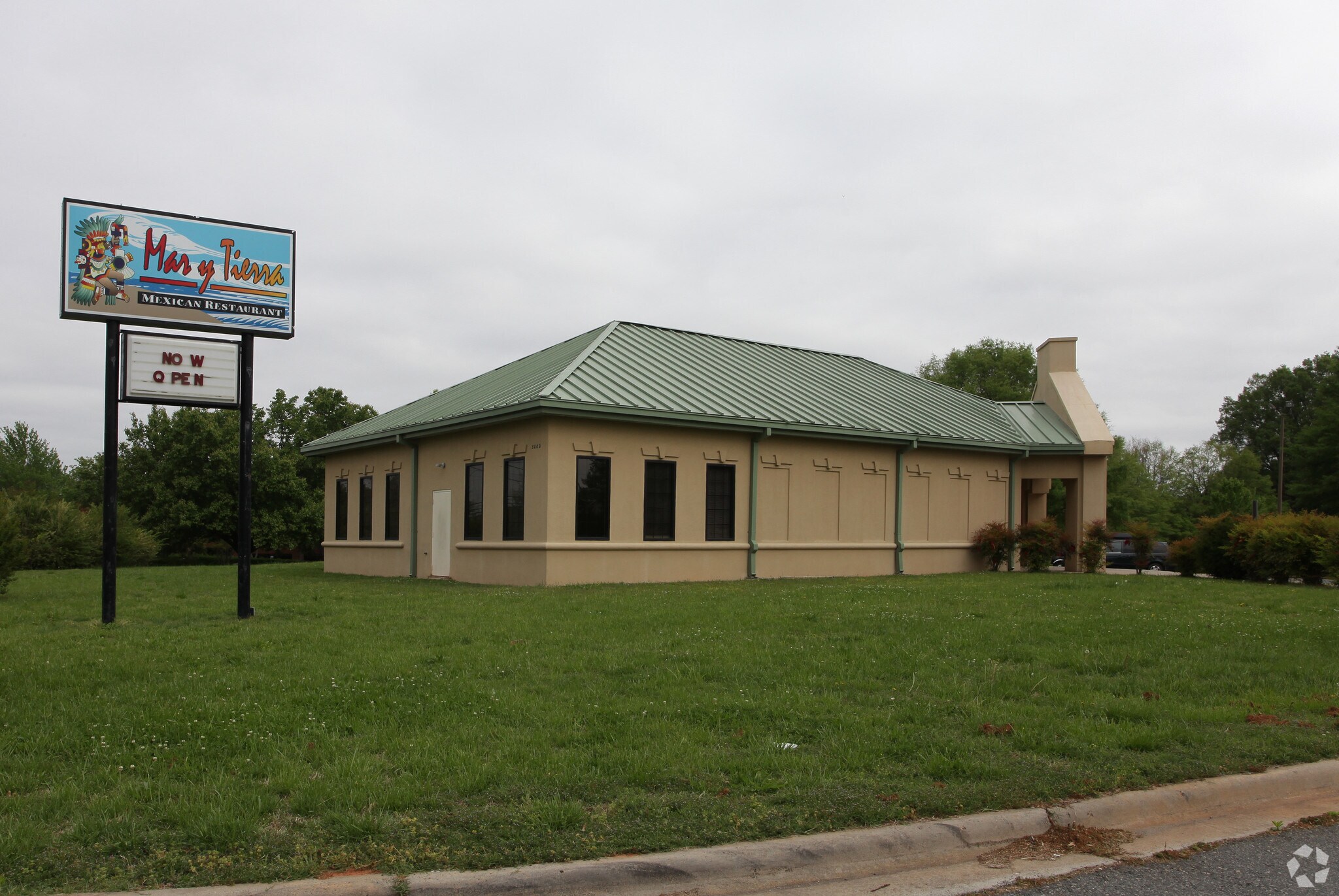 3000 Yorkmont Rd, Charlotte, NC 28208 Retail for Sale