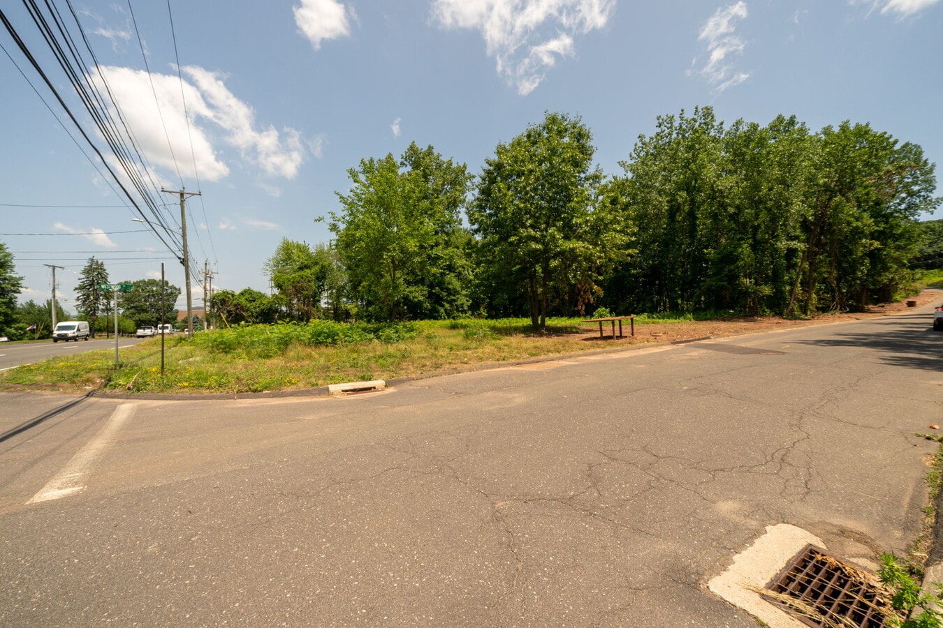 2061 West St, Southington, CT 06489