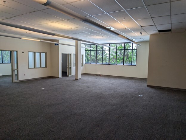 1200 N Curtis Rd, Boise, ID for lease - Interior Photo - Image 2 of 6