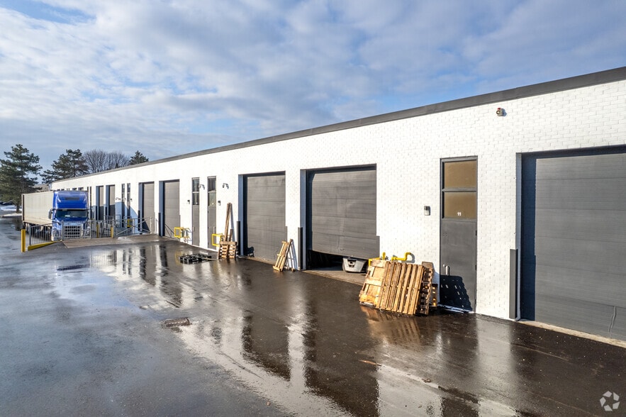 132 Jardin Dr, Concord, ON for lease - Building Photo - Image 2 of 2