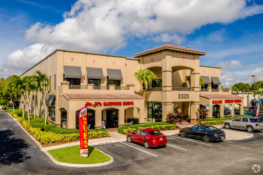 3325 S University Dr, Davie, FL for lease - Building Photo - Image 1 of 7