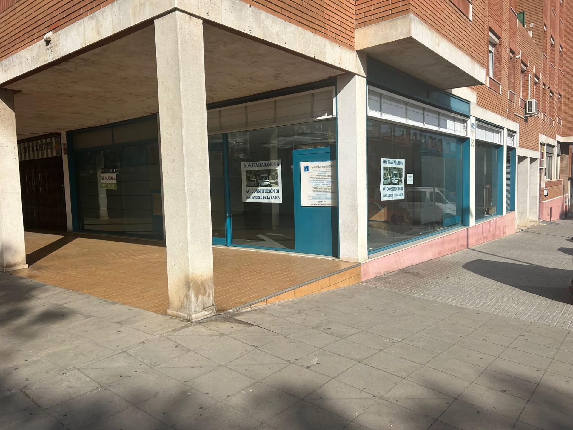 Office/Retail in Sant Andreu de la Barca, Barcelona for lease Interior Photo- Image 1 of 11
