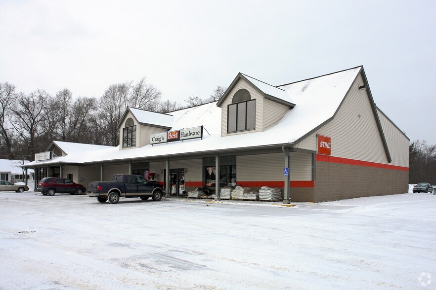 1745 Holton Rd, Muskegon, MI for sale - Primary Photo - Image 1 of 1