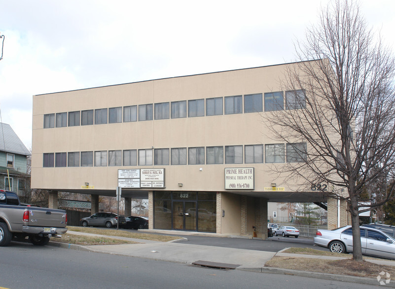 822 N Wood Ave, Linden, NJ for sale - Building Photo - Image 1 of 9