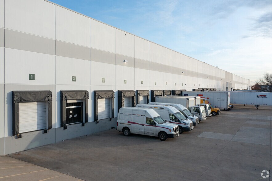 29392979 Crescentville Rd, West Chester, OH 45069 Industrial for Lease