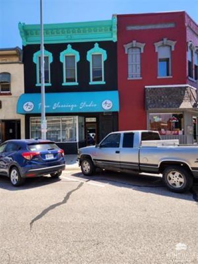 303 N Cedar St, Abilene, KS for sale Primary Photo- Image 1 of 1