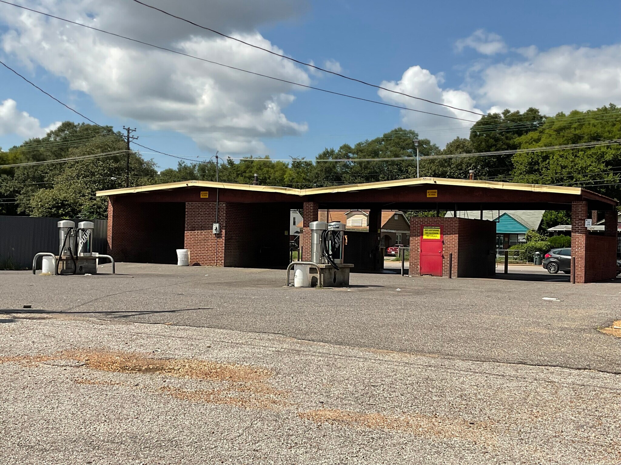 539 E Mallory Ave, Memphis, TN 38106 Mallory Quick Wash Carwash