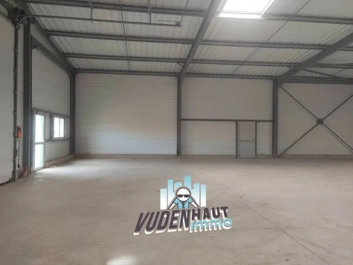 Flex in Colomiers for lease - Interior Photo - Image 2 of 9