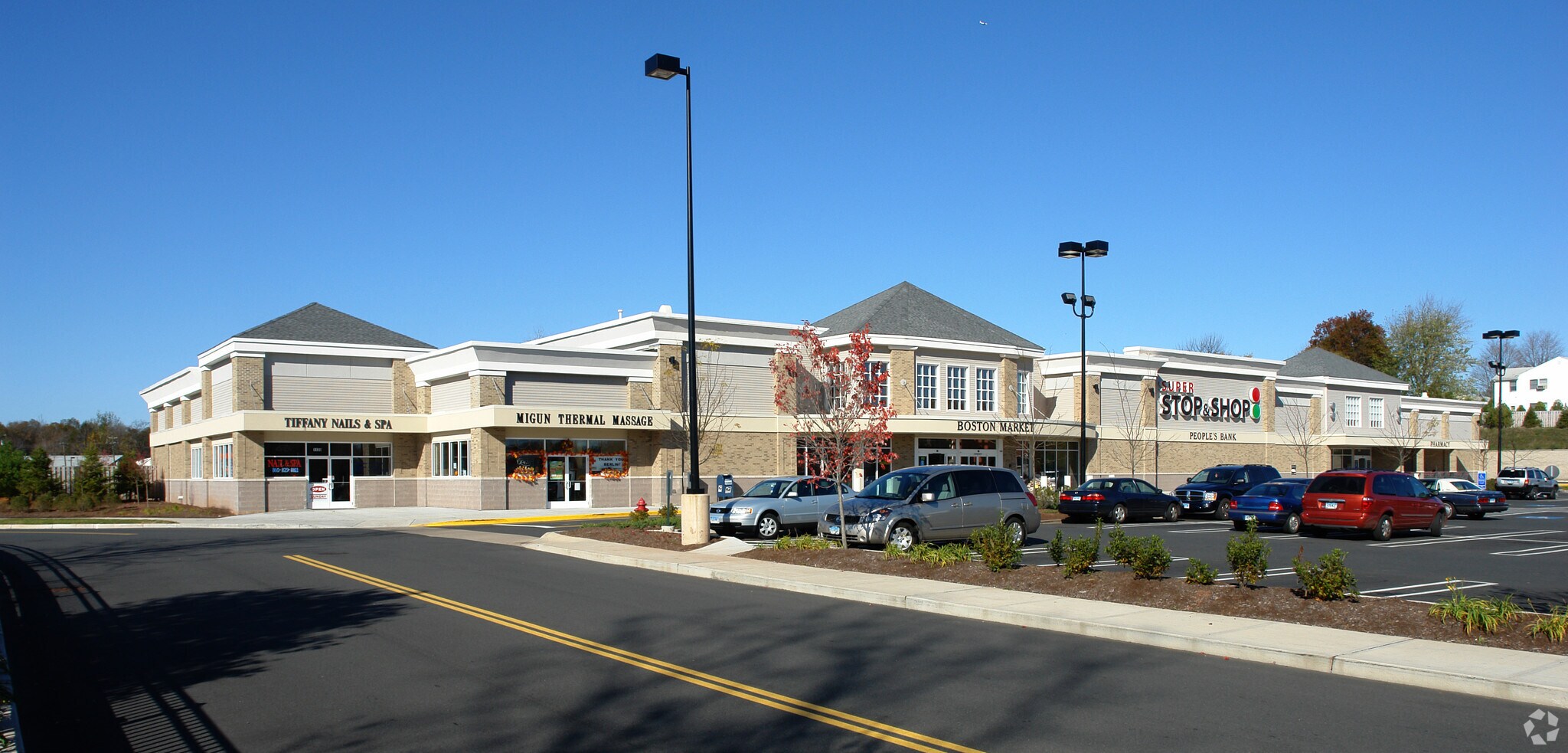 1163 Farmington Ave, Berlin, CT for lease Building Photo- Image 1 of 4