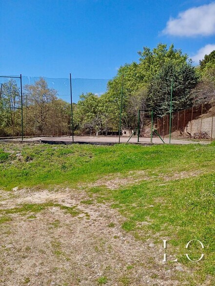 Multifamily in Poyales del Hoyo, Ávila for sale - Building Photo - Image 2 of 13