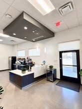 398 S Arizona Ave, Chandler, AZ for lease Interior Photo- Image 1 of 14