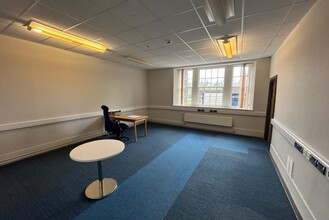 Job's Well Rd, Carmarthen for lease Interior Photo- Image 1 of 3