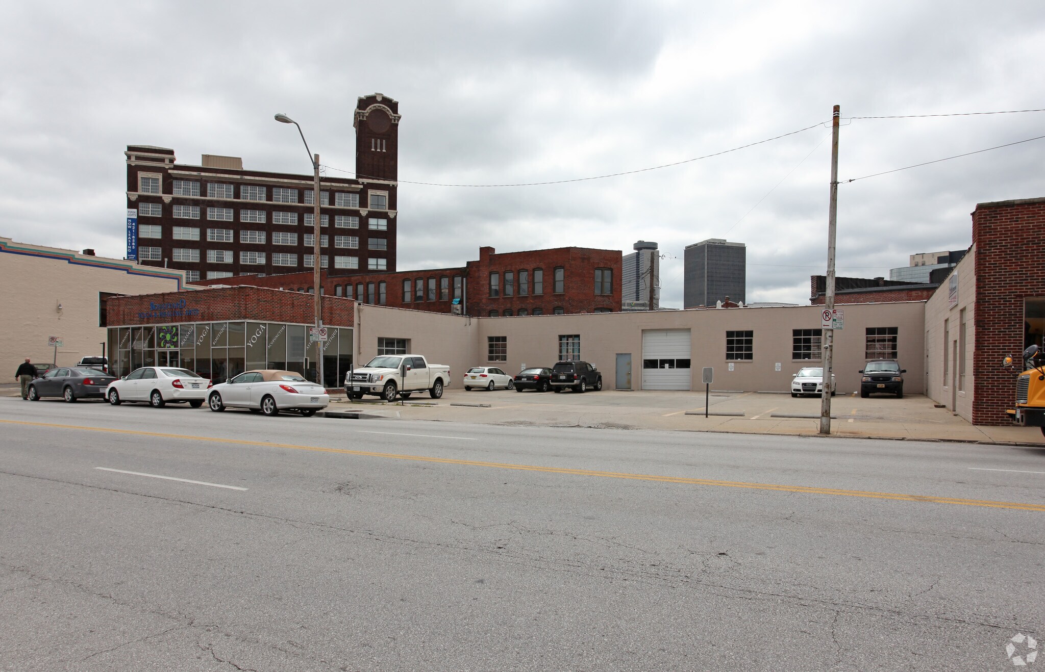 215 Southwest Blvd, Kansas City, MO 64108 Thompson Paper Company