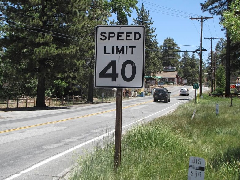 Hwy 18 Hwy, Big Bear Lake, CA for sale - Primary Photo - Image 1 of 3