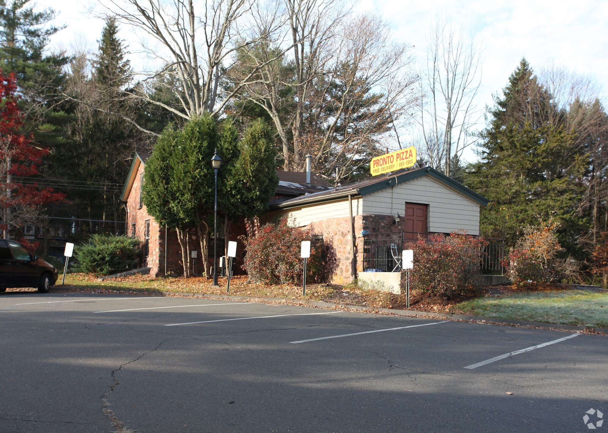 50 Albany Tpke, Canton, CT for sale Primary Photo- Image 1 of 1