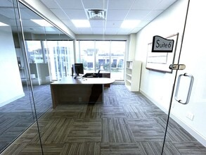 1100 5th Ave S, Naples, FL for lease Interior Photo- Image 1 of 8