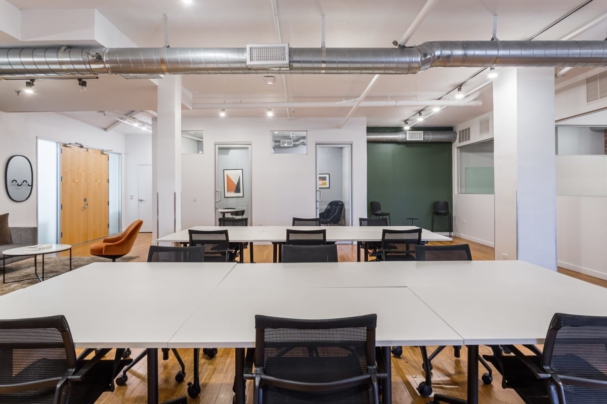8322 Beverly Blvd, Los Angeles, CA for lease Interior Photo- Image 1 of 5