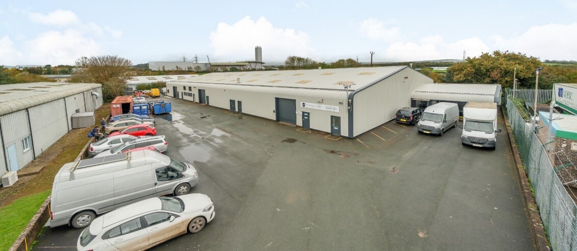 15 Barn Close, Plymouth for sale Building Photo- Image 1 of 1