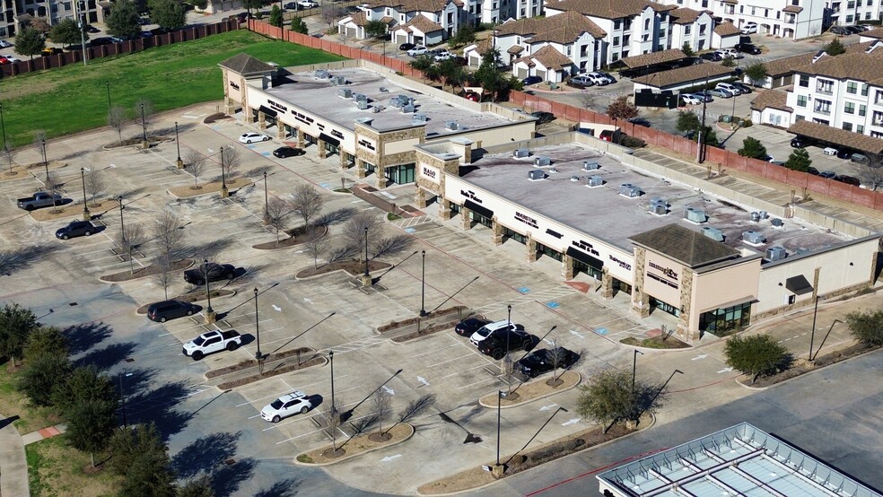 18721 University Blvd, Sugar Land, TX for lease - Building Photo - Image 3 of 18