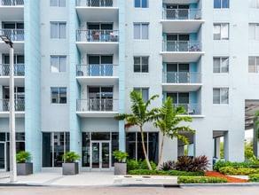 8175 NW 107th Ave, Doral, FL for lease Building Photo- Image 1 of 6