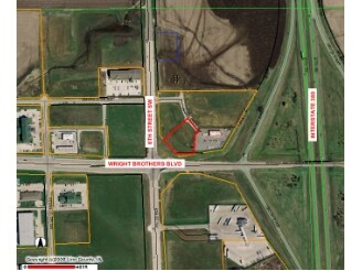 8810-8860 Runway Ct SW, Cedar Rapids, IA for sale - Primary Photo - Image 1 of 1