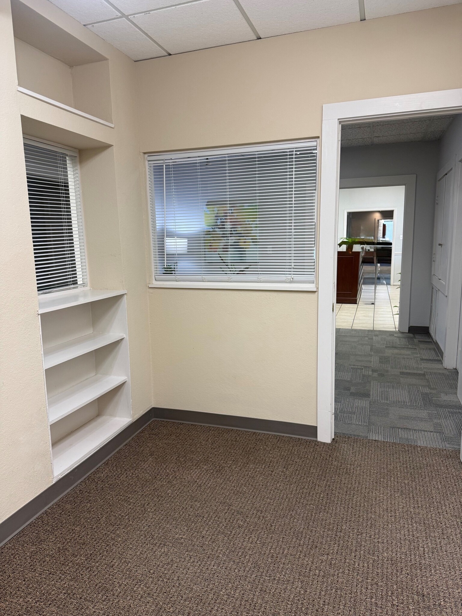 4408 Spicewood Springs Rd, Austin, TX for lease Interior Photo- Image 1 of 4