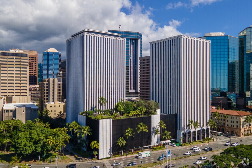 700 Bishop St, Honolulu, HI for lease - Building Photo - Image 2 of 14