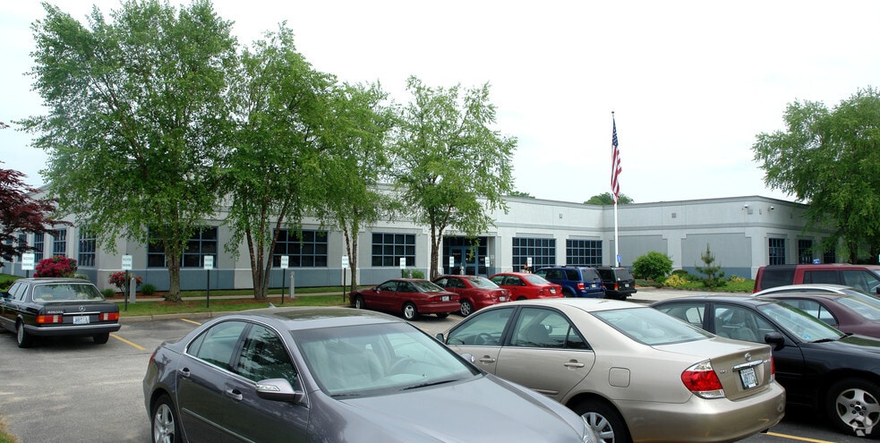 480 Jefferson Blvd, Warwick, RI for sale - Building Photo - Image 3 of 15