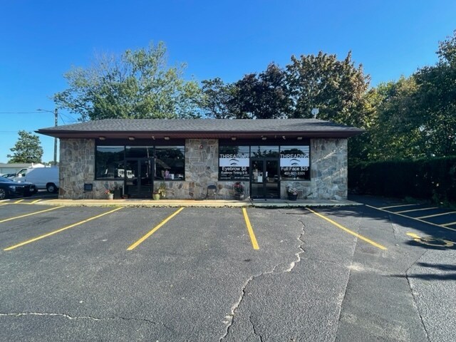 2443 W Shore Rd, Warwick, RI for sale - Building Photo - Image 1 of 1