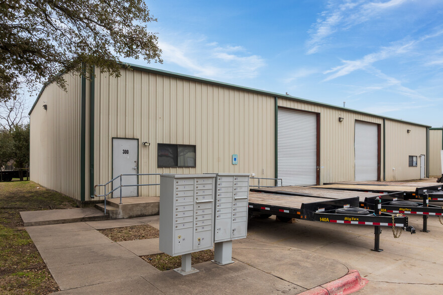 Ferguson Lane Business Park - Warehouse