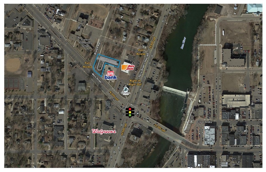 400 W Main St, Anoka, MN for lease - Primary Photo - Image 1 of 1