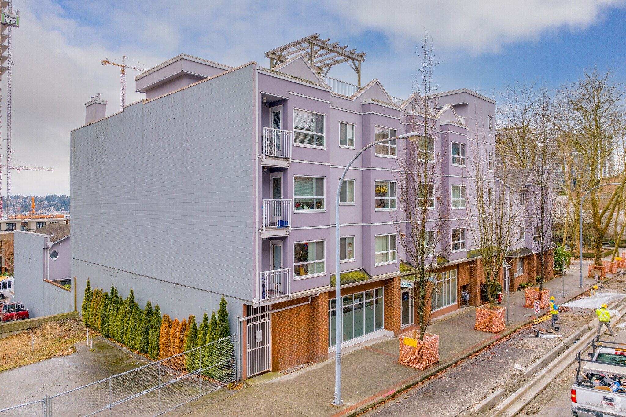 624 Agnes St, New Westminster, BC for sale Primary Photo- Image 1 of 1