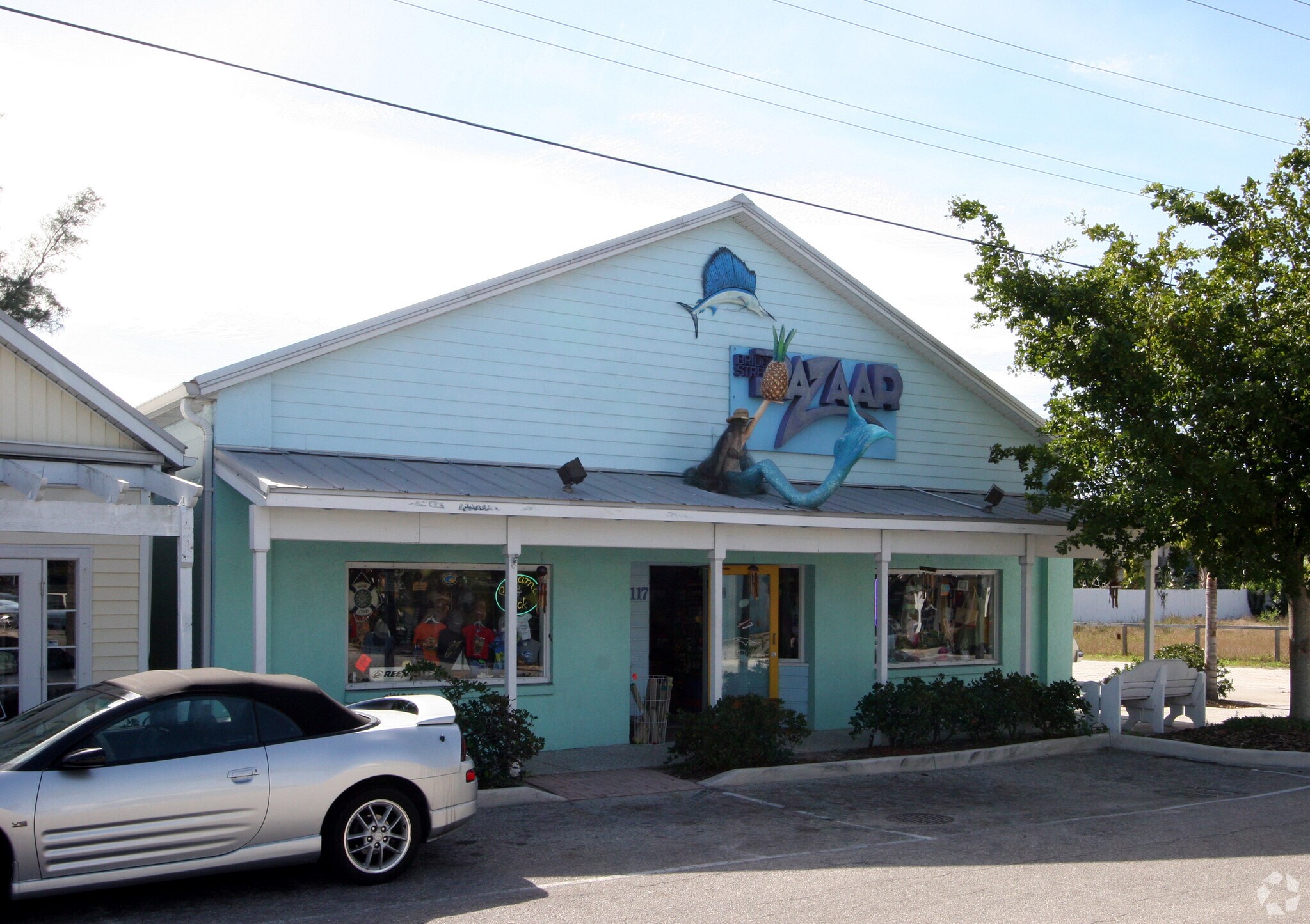 117 Bridge St, Bradenton Beach, FL for sale Primary Photo- Image 1 of 1