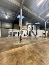 Industrial in Louvres for lease Interior Photo- Image 1 of 7