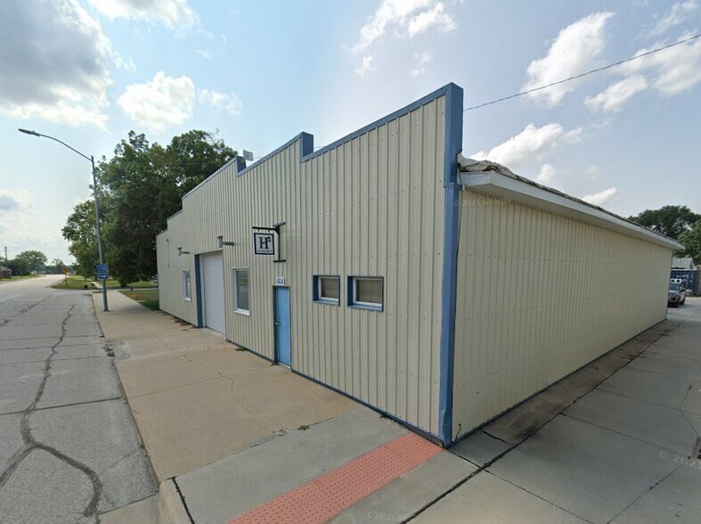 404 Front St, Neola, IA for sale - Primary Photo - Image 1 of 1