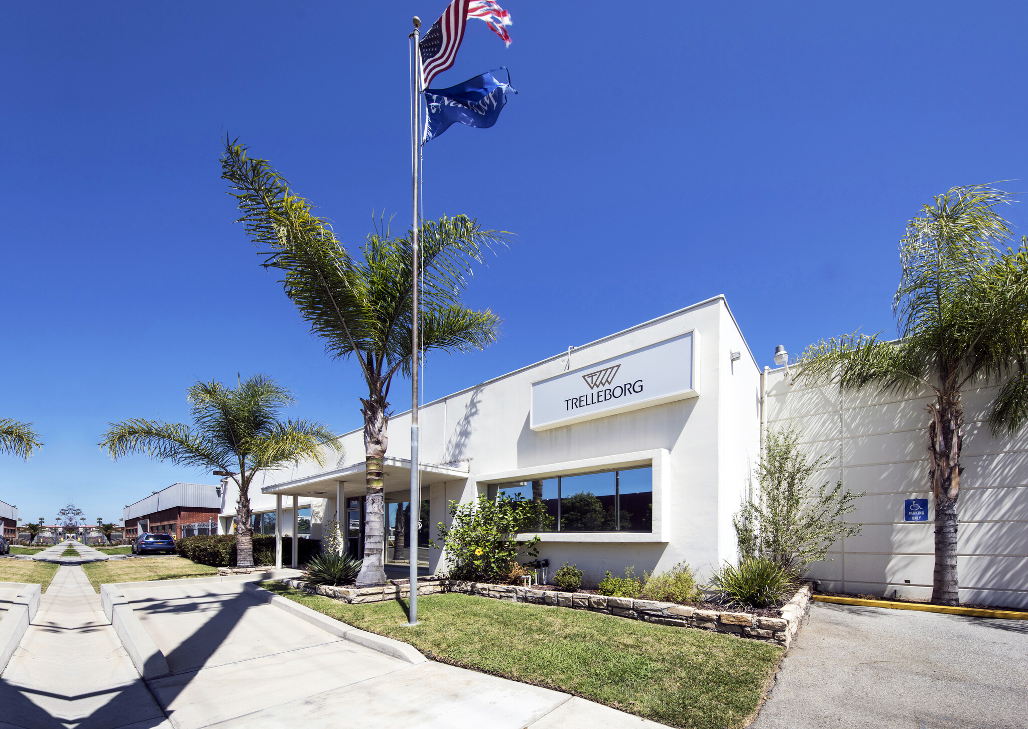 2051 E Maple Ave, El Segundo, CA for sale Building Photo- Image 1 of 5