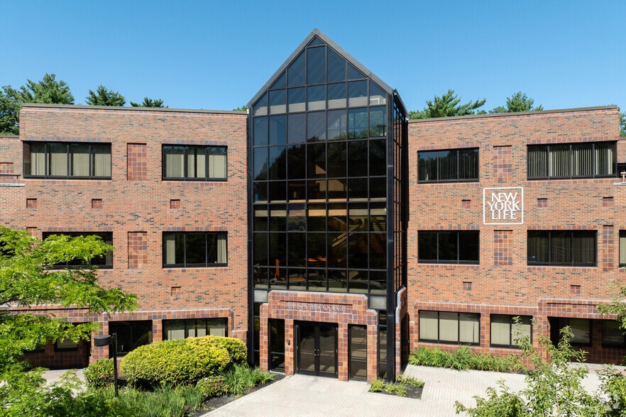 500 Southborough Dr, South Portland, ME for lease - Primary Photo - Image 1 of 3