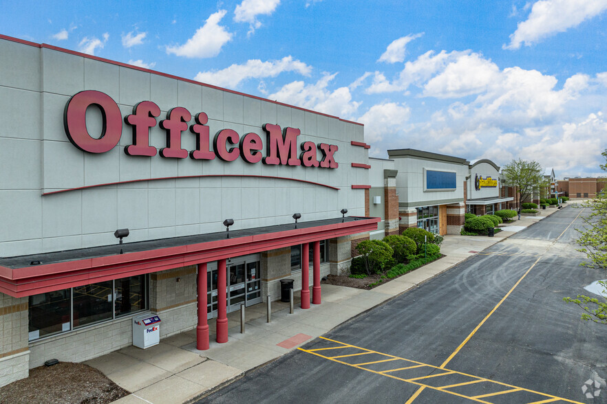 153-161 Weber Rd N, Bolingbrook, IL for sale - Primary Photo - Image 1 of 1