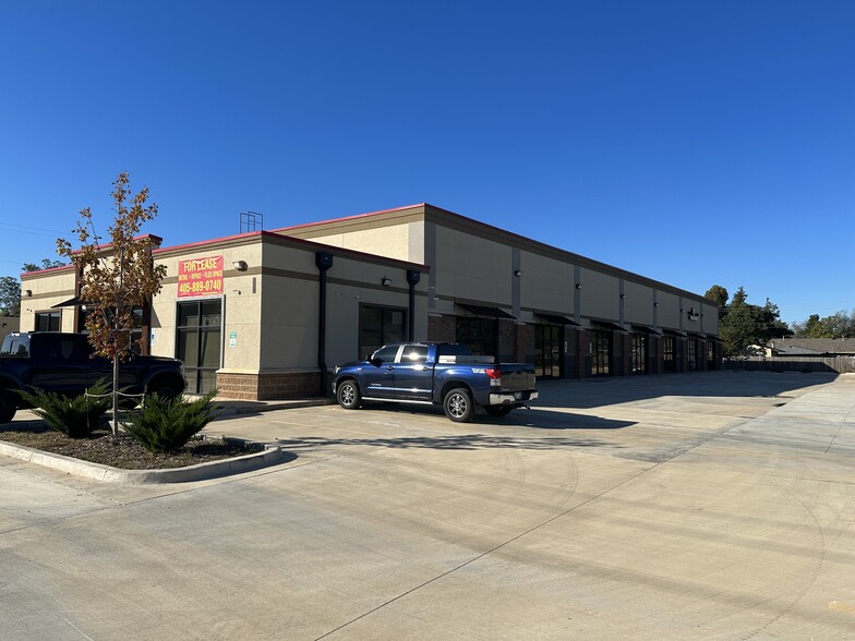 6029 NW 23rd St, Oklahoma City, OK for lease - Building Photo - Image 2 of 8