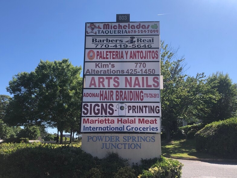 803 SW Powder Springs St, Marietta, GA for lease - Building Photo - Image 2 of 9